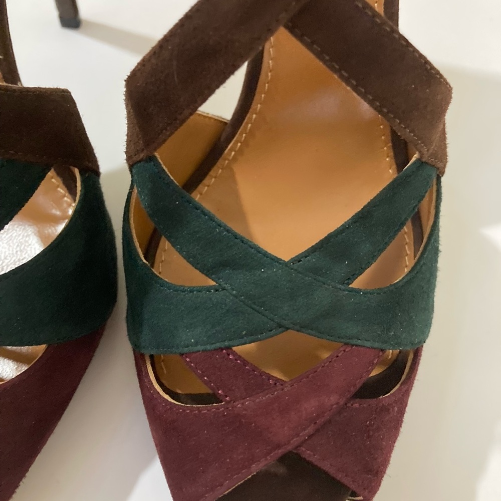 Classy and beautiful women’s suede Ralph Lauren - purple label shoes